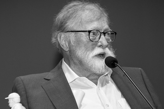 Trauer um Per Holst (1939-2025).