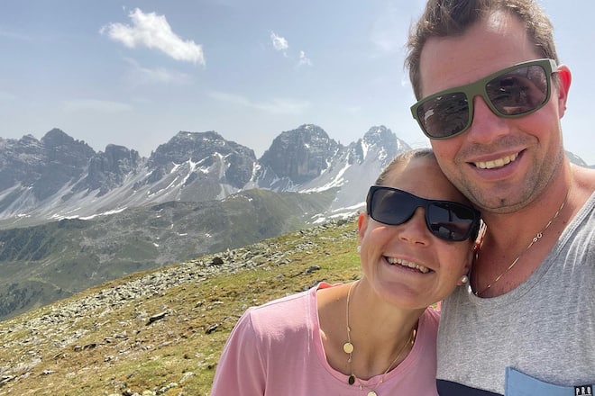 Beat Feuz geht im Sommer Wandern.