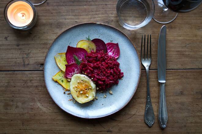 Randen Risotto mit Chèvre Chaud und Randen Carpaccio
