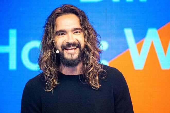 <p>Tom Kaulitz ist im EM-Fieber und wagt eine Prognose für die Gruppe A: Deutschland und die Schweiz kommen laut ihm in die Achtelfinals.</p>