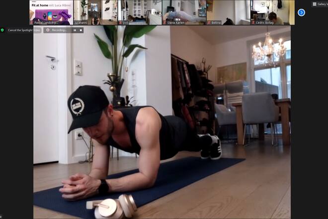 Luca Hänni beim Sport