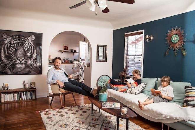 Carlos Leal Frau Jo Kelly und Baby Familie Fotos