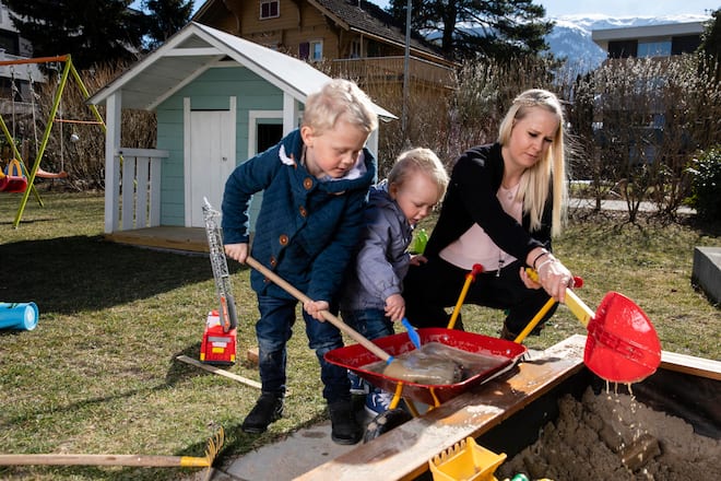 Julie Zogg mit Familie