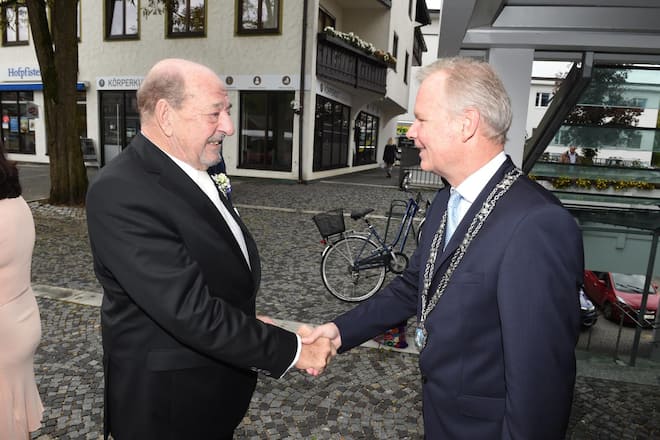 Ralph Siegel Hochzeit Standesamt Ralph Siegel, Jan Neusiedl (Bürgermeister Grünwald)