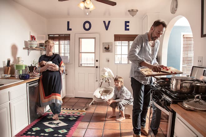 Carlos Leal Frau Jo Kelly und Baby Familie Fotos