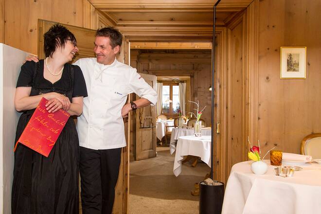 Daniel Bumann: mit Ingrid in seinem Restaurant