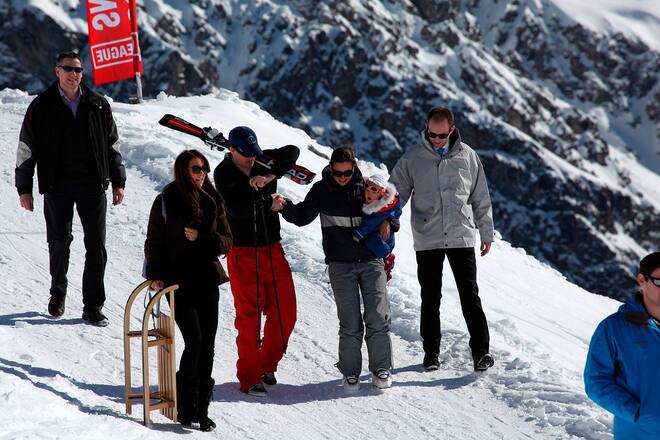 Herzogin Catherine in Arosa mit Prinz William und Harry