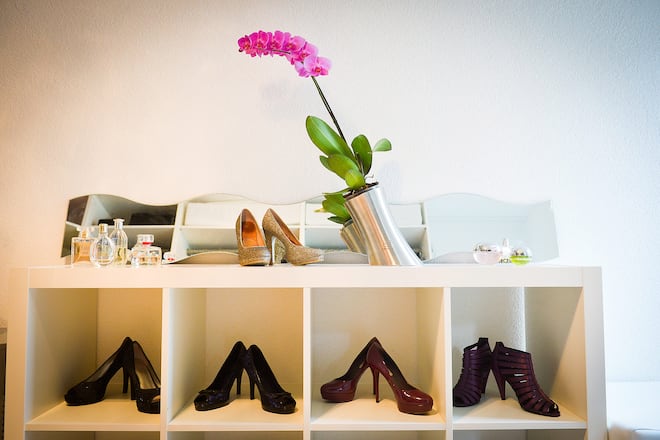 Miriam Rickli zeigt ihre Wohnung: Schuhregal