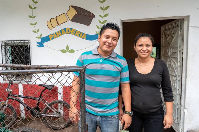 Sänger Nemo auf SRK Mission in El Salvador Shooting für SI online 2018