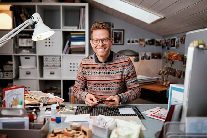 Olivier Borer, SRF Moderator Sport, November 2020, zu Hause in Kilchberg ZH