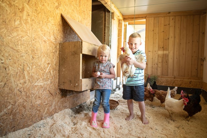 Ex Schwinger Mathias Sepmbach zuhause auf seinem Hof im Entlebuch LU Hres© by Adrian Bretscher / Hangar Ent. Group