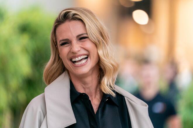 METZINGEN, GERMANY - OCTOBER 19: Michelle Hunziker attends the VIP luxury night for the opening of the Bollicine Champagne Bar at Outletcity Metzingen on October 19, 2022 in Metzingen, Germany. (Photo by Thomas Niedermueller/Getty Images for Outletcity Metzingen / VIP Luxury Night)