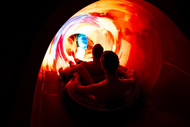 Rutschen für gross und klein gibts im Wasserpark Rulantica.