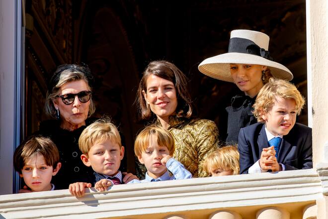 19-11-2021 Monte Carlo Caroline of Hanover, Beatrice Borromeo-Casiraghi and Charlotte Casiraghi during the Monaco national day celebrations in Monaco. PUBLICATIONxINxGERxSUIxAUTxONLY Copyright: xPPEx