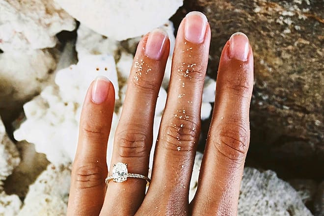 Gitarrist Slädu verlobt Ring