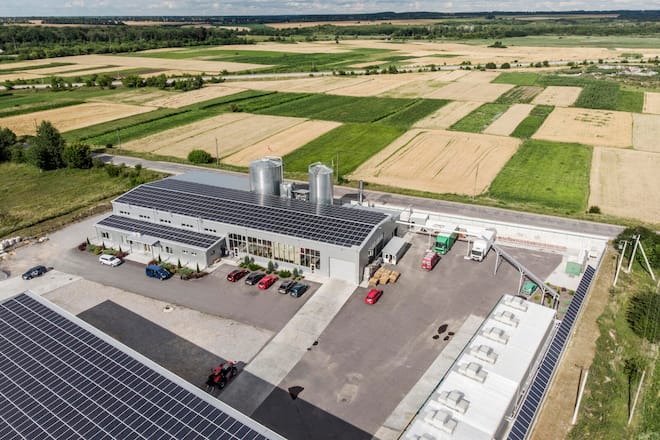 IVANIV, UKRAINE, 18.07.2022 - Luftaufnahme des Produktionsgeländes der Divario in Ivaniv in der Ukraine. Divario verarbeitet die Eichen vor Ort zu Elementen die dann anschliessend u.a. an die Huber Fenster nach Herisau AR geliefert werden. PHOTO BY PASCAL MORA