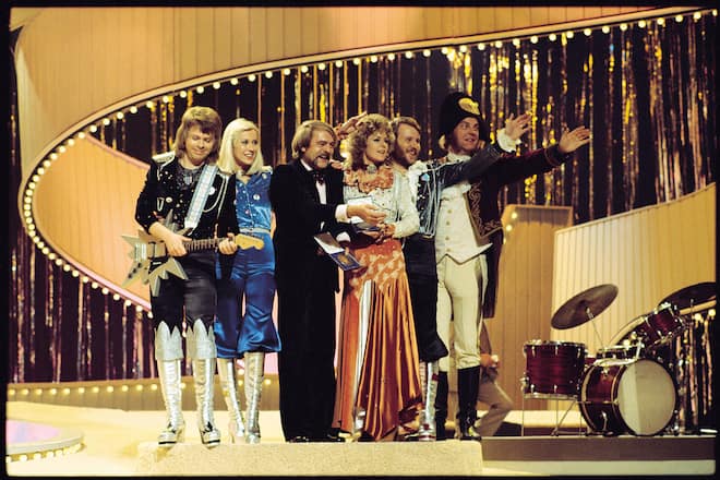 (Left to right) Bjorn Ulvaeus, Agnetha Faltskog, (second right to left) Anni-Frid Lyngstad and Benny Andersson of the Swedish pop group ABBA performing at the Eurovision Song Contest, where they won the competition with their song Waterloo. 06/04/1974