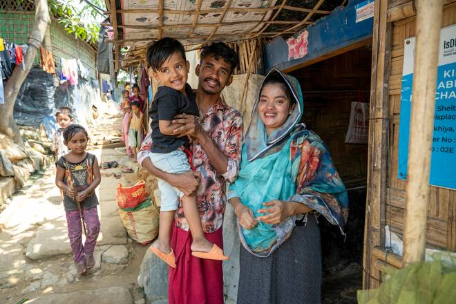 Das Flüchtlingslager Kutupalong ist das gröÃte Flüchtlingslager der Welt. Es liegt im Distrikt Coxâs Bazar im südöstlichen Bangladesch an der Grenze zu Myanmar. Bild © Remo Naegeli