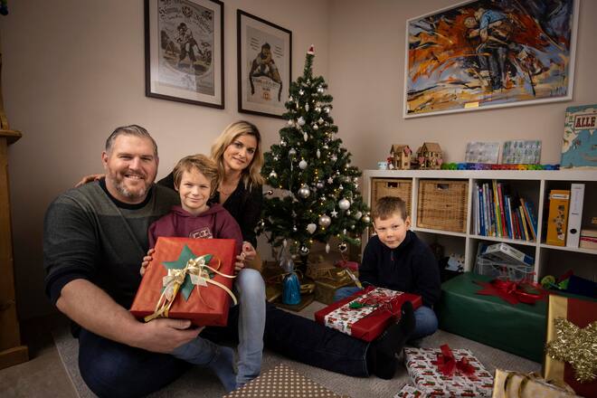 Chrigu Stucki+ Familie, 2x Weihnachten