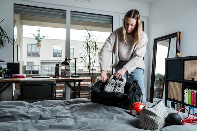 Packen für die EM. «Ich freue mich immer sehr, mit den Schweizer Frauen zu spielen. Es ist etwas ganz Besonderes.»