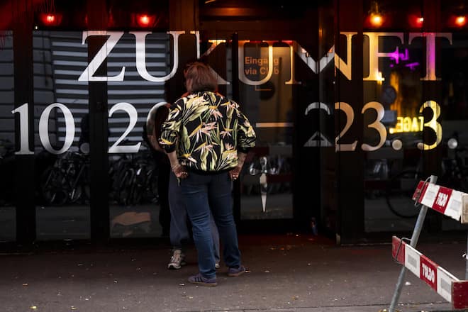 <p>20 Jahre lang war der Club Zukunft einer der hippsten Ausgangsorte in Zürich. Nun kommt das Mobiliar unter den Hammer. </p>