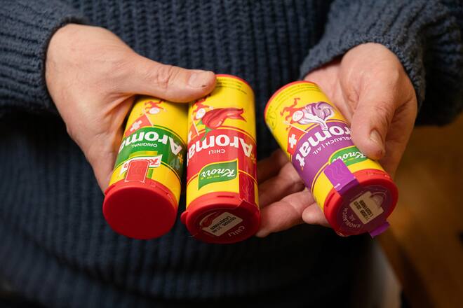 <p>Würzige Helfer gegen das Heimweh: drei verschiedene Aromat-Sorten. «Meine Partnerin mag sie gar nicht.»</p>