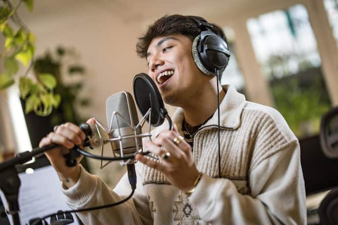 <p>JJ fiel früh seine auffällig hohe Singstimme auf. Diese will er am ESC zu seinem Vorteil nutzen.</p>