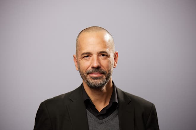 <p>Moritz Daum (52), Professor für Entwicklungspsychologie und Direktor des Jacobs Center an der Universität Zürich, plädiert für Vertrauen und Selbstständigkeit im Umgang mit Leistungsdruck.</p>