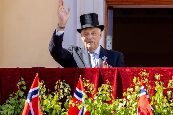 <p>König Harald V. von Norwegen hat aufgeräumt.</p>