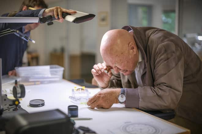 <p>Biver in seiner Manufaktur in Givrins VD. Er will jedes Rädchen und jede Schraube im Innern der Uhr so aufwendig behandeln wie alle sichtbaren Elemente.</p>