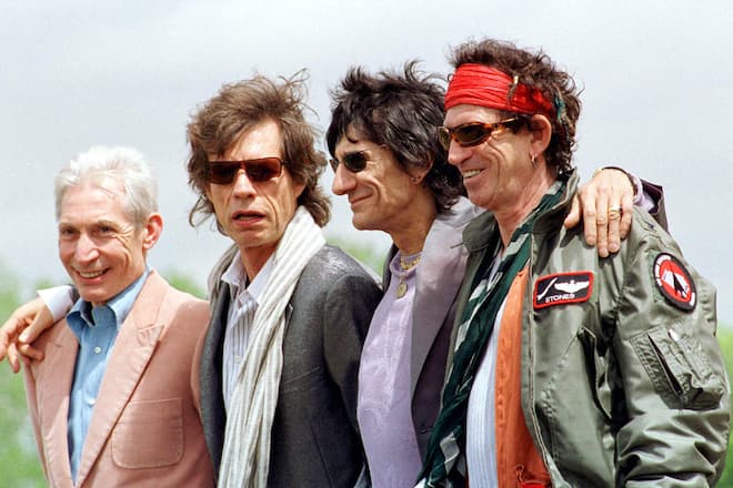 File photo dated 08/05/02 of The Rolling Stones, from left to right; Charlie Watts, Mick Jagger, Ronnie Wood and Keith Richards during a press conference at Van Cortlandt Park in the Bronx, New York City where they announced their World Tour 2002/2003. The Rolling Stones drummer Charlie Watts has died at the age of 80, his London publicist Bernard Doherty said in a statement to the PA news agency. Issue date: Tuesday August 24, 2021. (FOTO: DUKAS/PA PHOTOS)