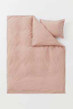 Einrichtungstrend Aubergine Zwetschge