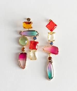Farbige Ohrringe