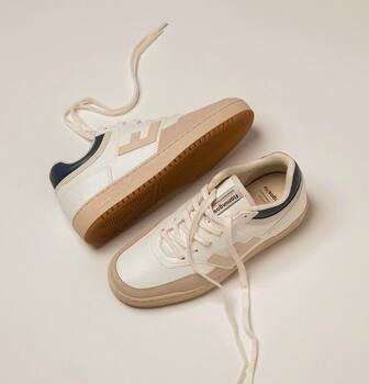 Flamingos Life Sneaker