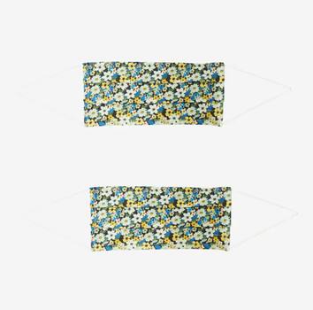 geblümter Mundschutz