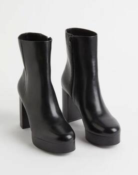 Ankleboots mit Seitenreißverschluss, Blockabsatz und Plateausohle