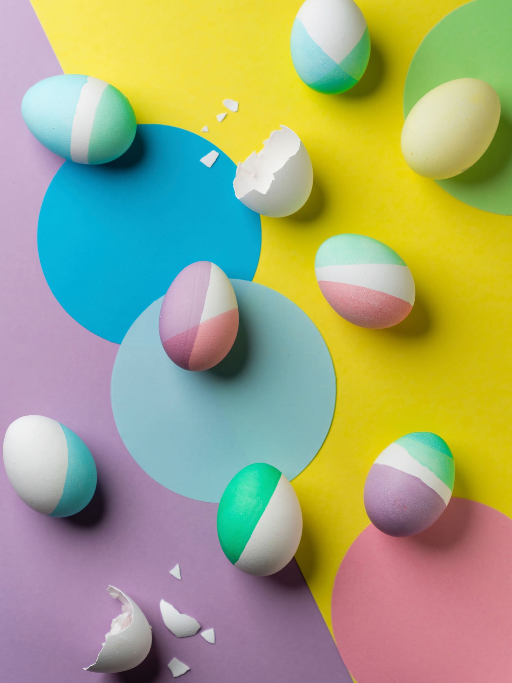 Ostereier färben / basteln: Serviettentechnik, Color-Blocked, Tattoo, Filzstifte - Family - 16. März 2021 - Copyright Olivia Pulver