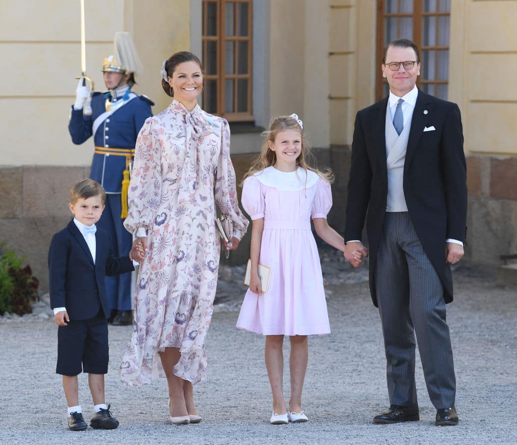 Kronprinzessin Victoria von Schweden Prinzessin Estelle Prinz Daniel Prinz Oscar an Prinz Julians Taufe
